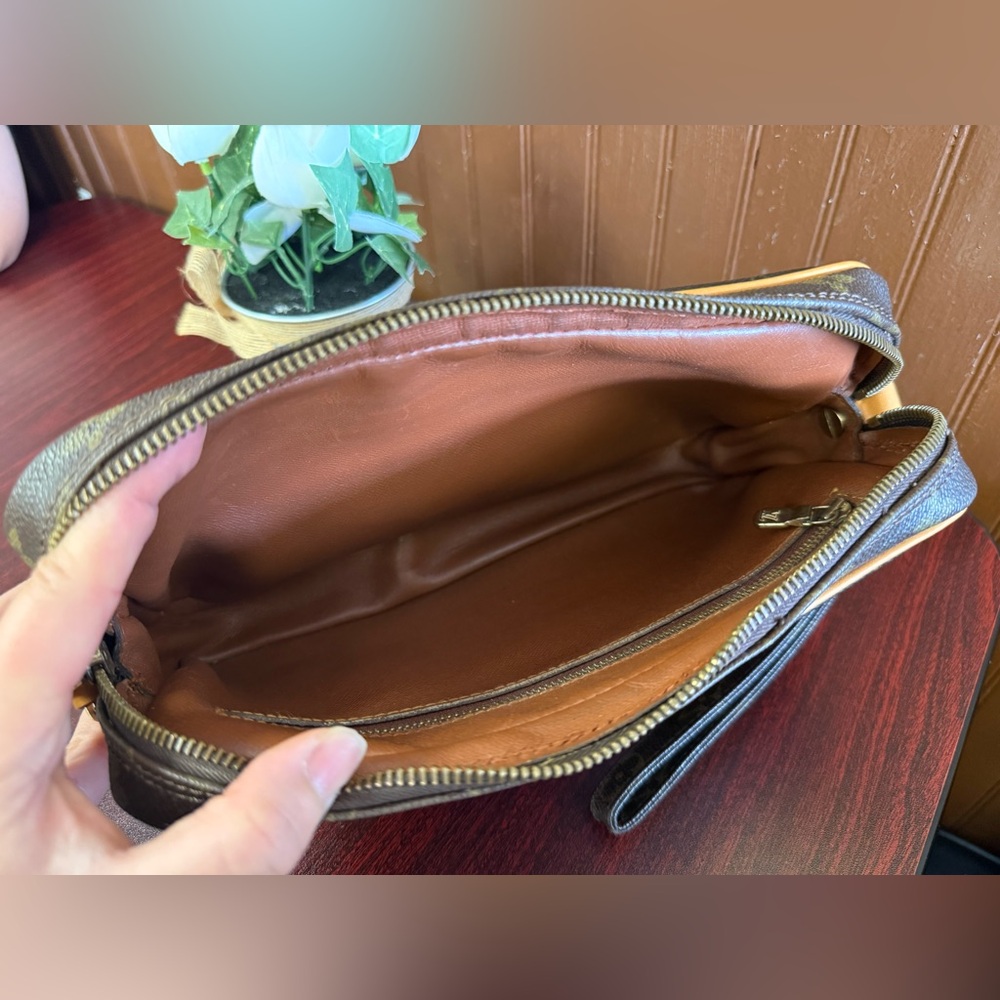 Louis Vuitton Marly Dragonne Clutch Wristlet (Crossbody) - Picture 9 of 16